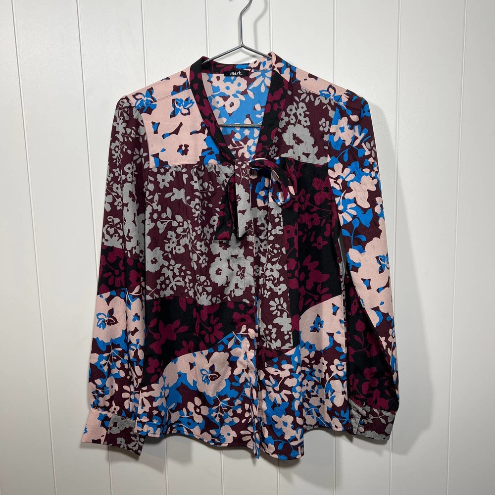 mark. Quilt style‎ floral print blouse size M